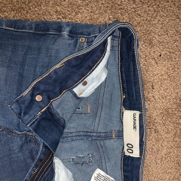 Jeans - Picture 3 of 3